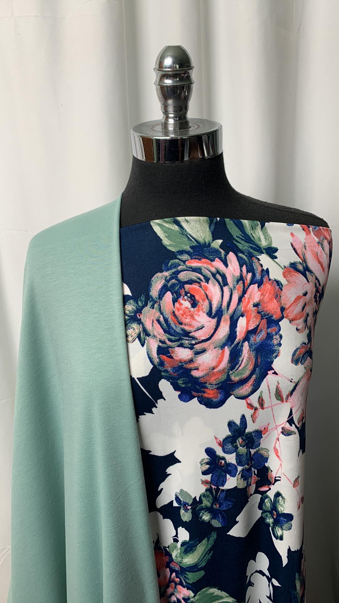SAGE/NAVY FLORAL BUNDLE : 2YD Sage PRS FT & 2YD Floral ITY : A1508