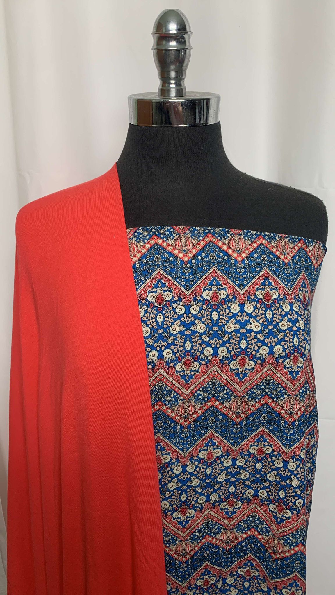 CORAL/CHEVRON BUNDLE : 2YD Chevron Rayon Challis & 1.5YD Deep Coral Bamboo : A25705