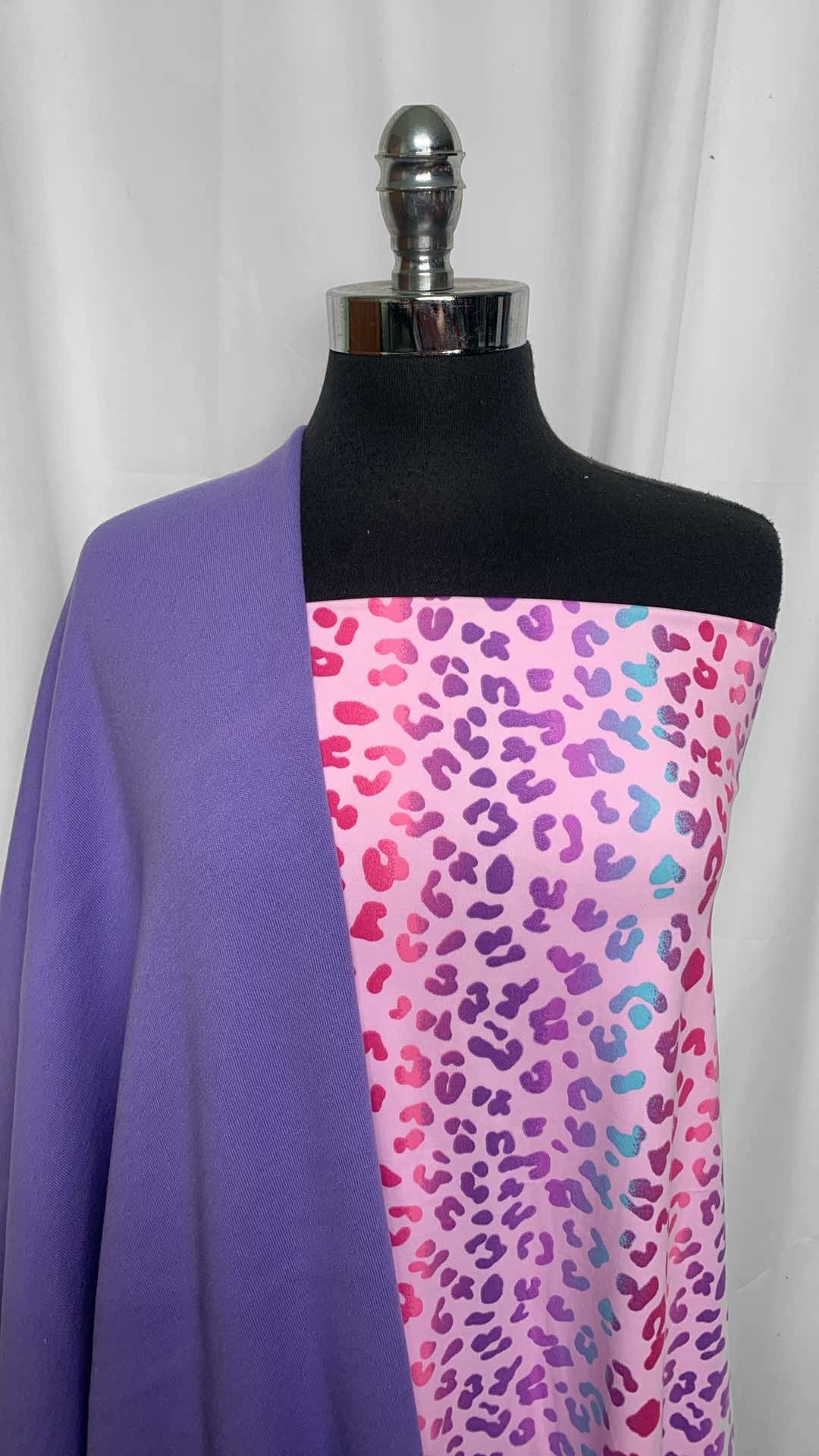 LILAC/PINK LEOPARD BUNDLE : 1.5YD Pink Leopard DBP & 2YD Lilac Sweatshirt Fleece (72" Wide) : A25886