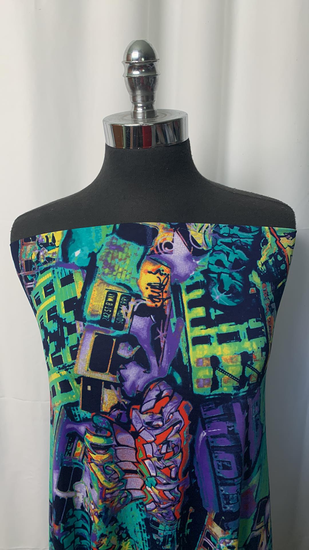 Graffiti - ITY - 2 Yard Cut
