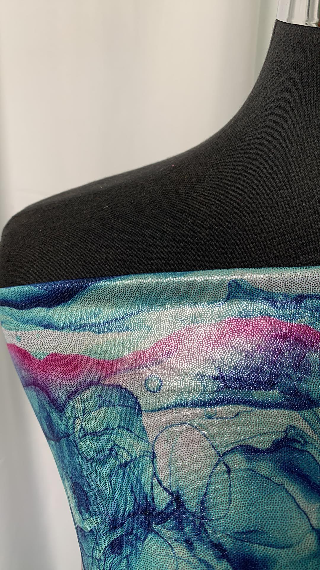 Aqua Geode on Silver - Foil Performance - 2 Yard Cut