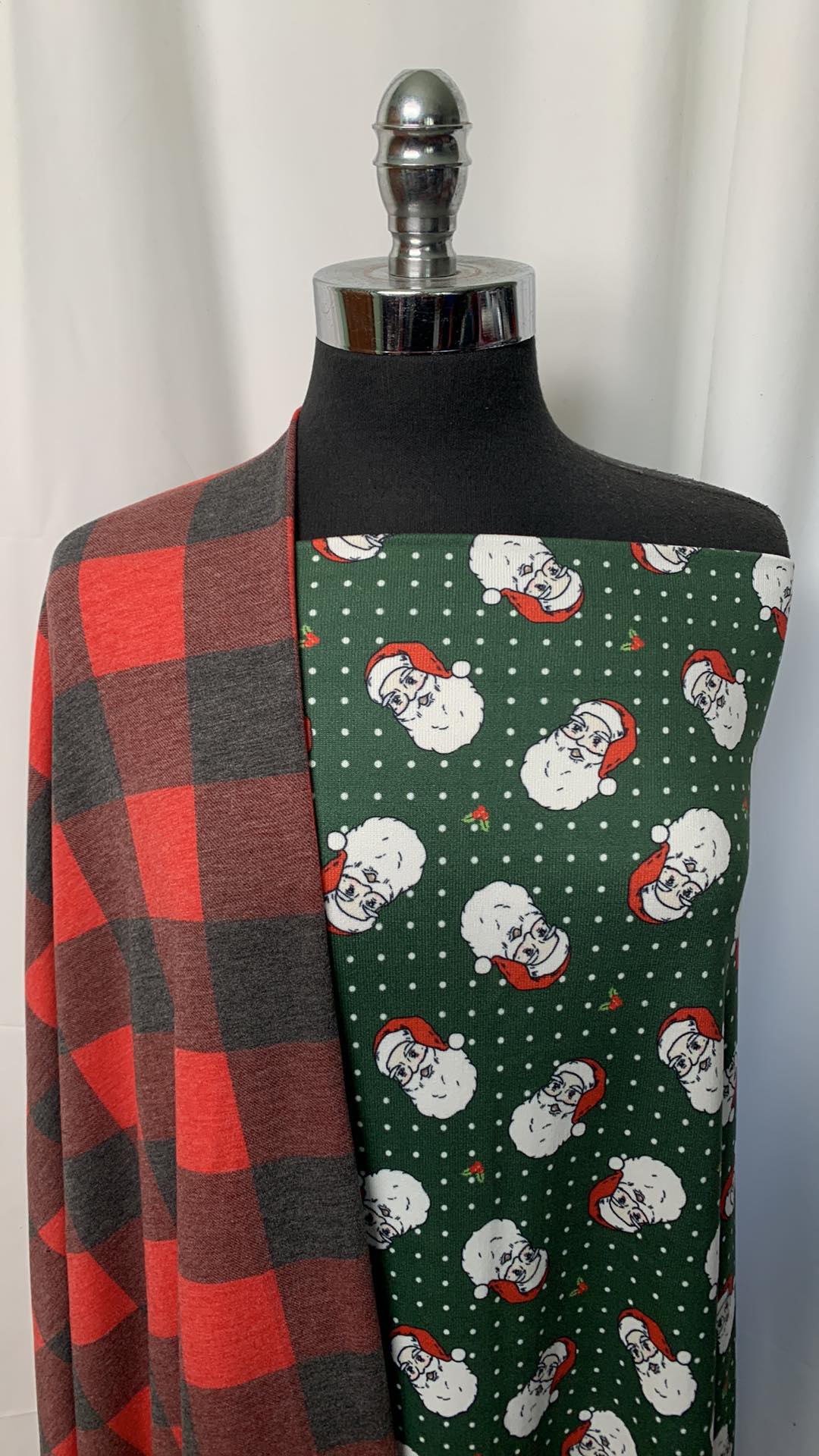SANTA DOT/PLAID BUNDLE : 2YD Santa Dot Oakley SK & 2YD Buffalo Plaid PRS FT : A1983