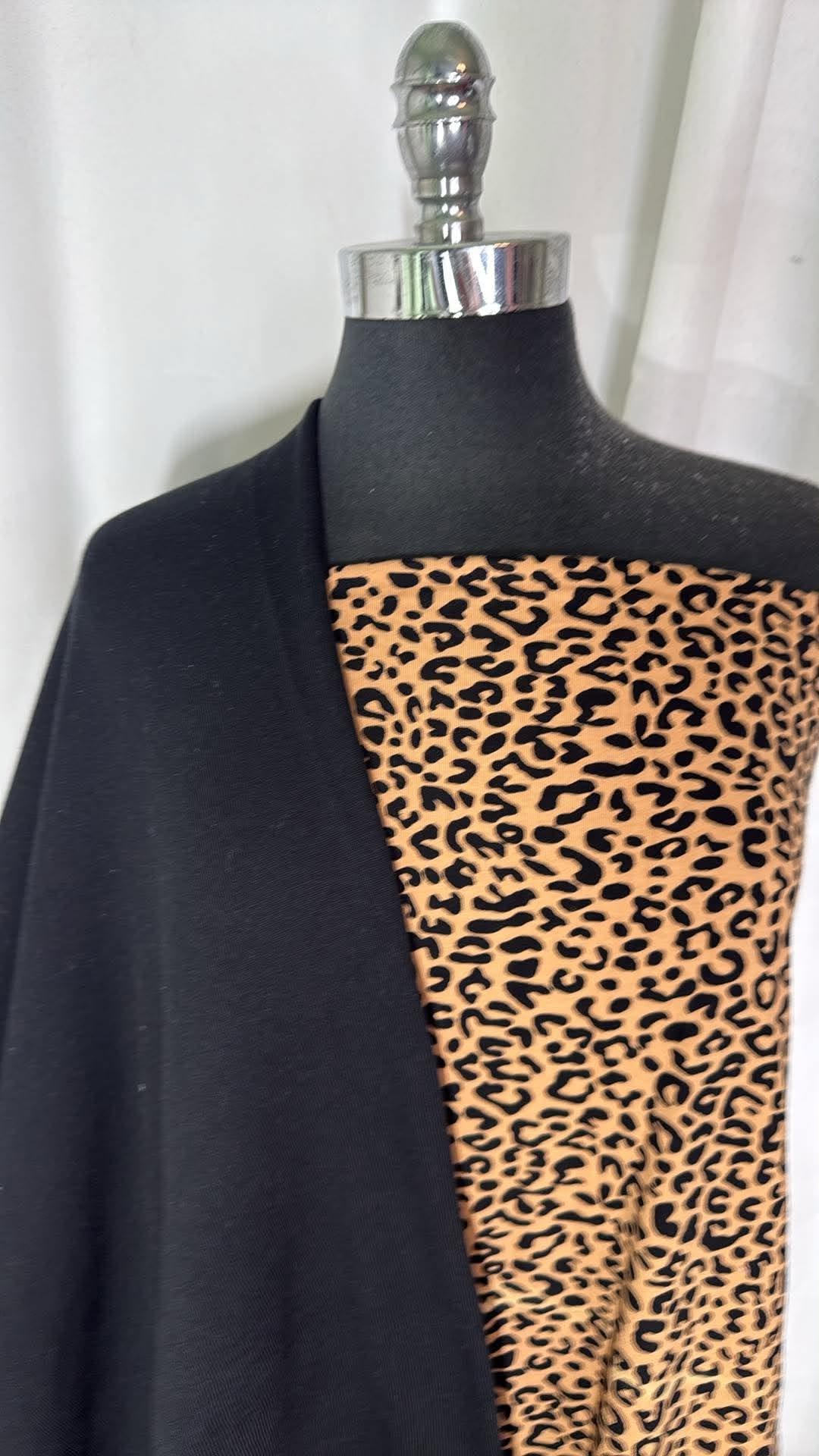 BLACK/LITTLE LEOPARD BUNDLE : 1.5YD Black Brushed Sweatshirt Fleece (72" Wide) & 1+YD Little Leopard C/S : A31138