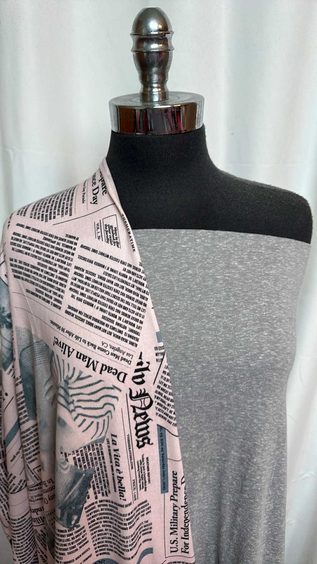 GREY TRIBLEND/NEWSPAPER BUNDLE : 2YD Grey Triblend & 2YD Newspaper Oakley SK : A28444