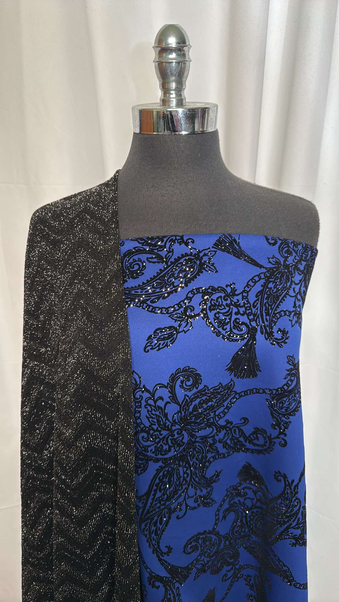BLUE PAISLEY/BLACK CHEVRON BUNDLE : 1+YD Blue Paisley Flocked Scuba & 3YD Black Chevron Lurex DK : A26473