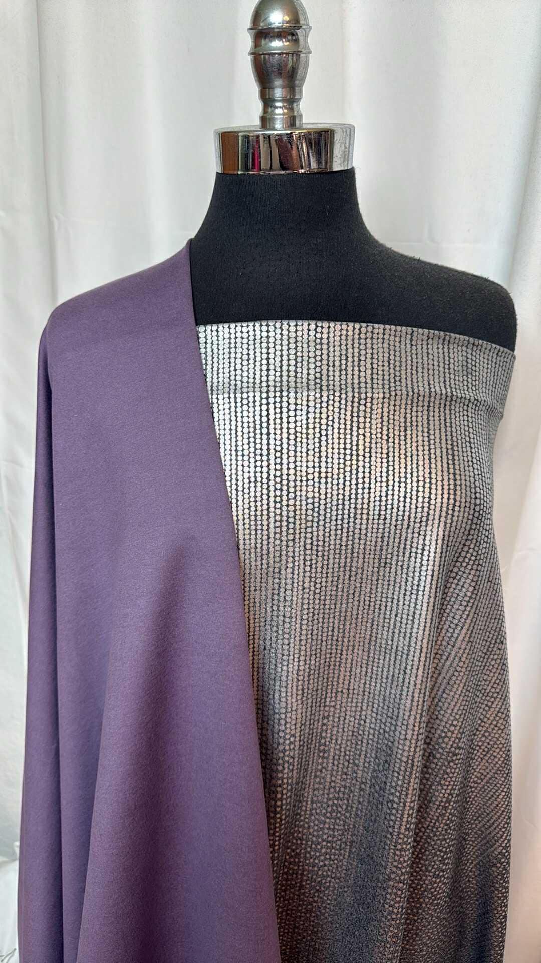 DUSTY PLUM/FOIL BUNDLE : 1YD Dusty Plum Peached PF & 1.5YD Single-Border Foil PF : A28877