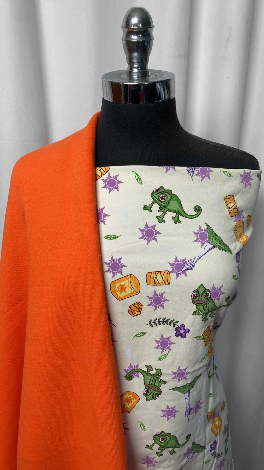 ORANGE/PASCAL BUNDLE : 1.5YD Pascal C/S & 1YD Orange Sweatshirt Fleece : A25158
