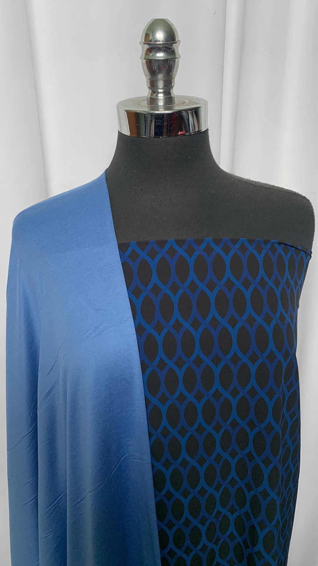 BLUE/GEO BUNDLE : 1YD Blue Featherweight PF & 2YD Black/Blue Geo Stretch Woven (Boardshort) : A25510