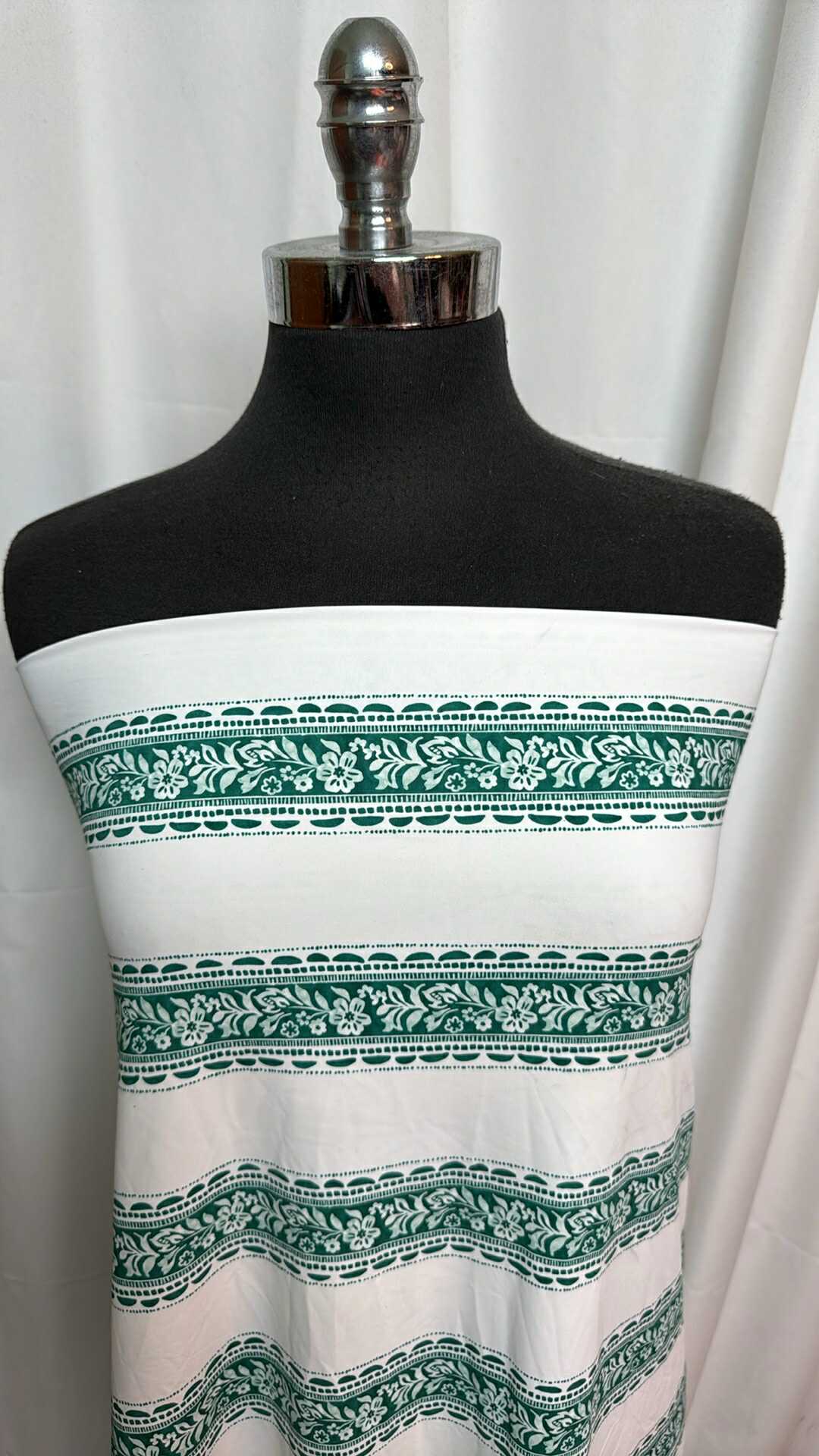 84 - Nylon/Spandex - 2 Yard Cut