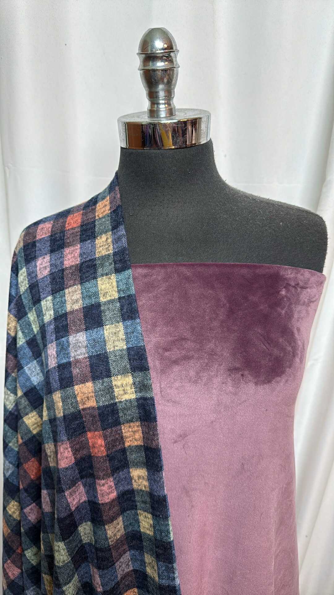 PLAID/VELVET PLUSH BUNDLE : 2YD Plaid Brushed Hacci SK & 2YD Velvet Plush : A28406