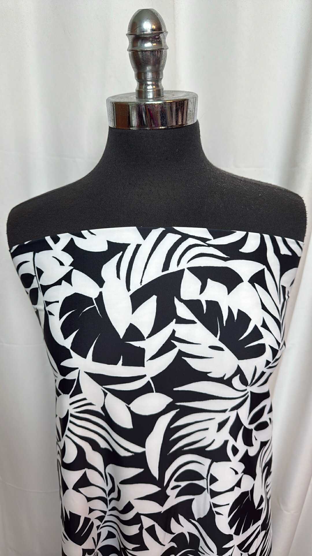 26 - Nylon/Spandex - 2 Yard Cut