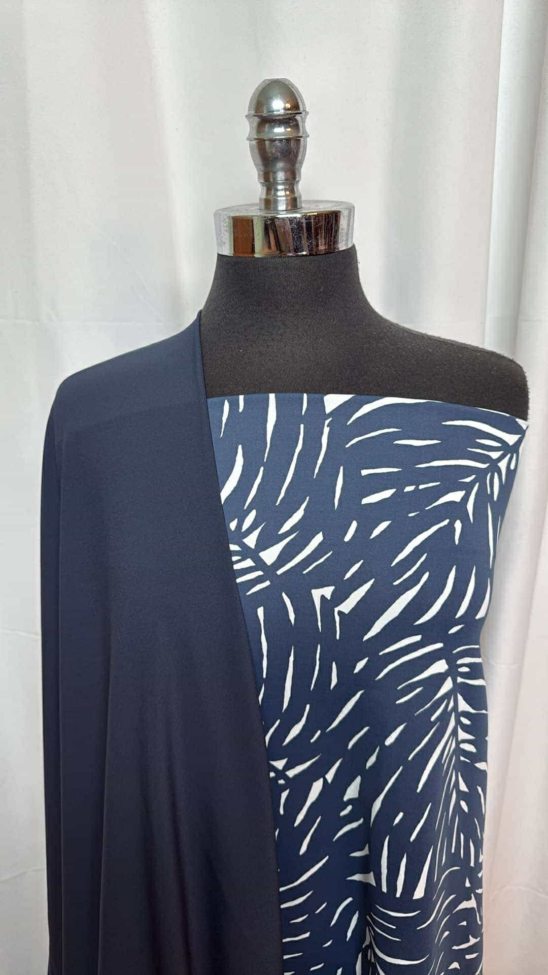 NAVY/WHITE LEAVES BUNDLE : 1YD Navy/White Leaves Supplex & 3YD Navy Poly Stretch Woven : A26987