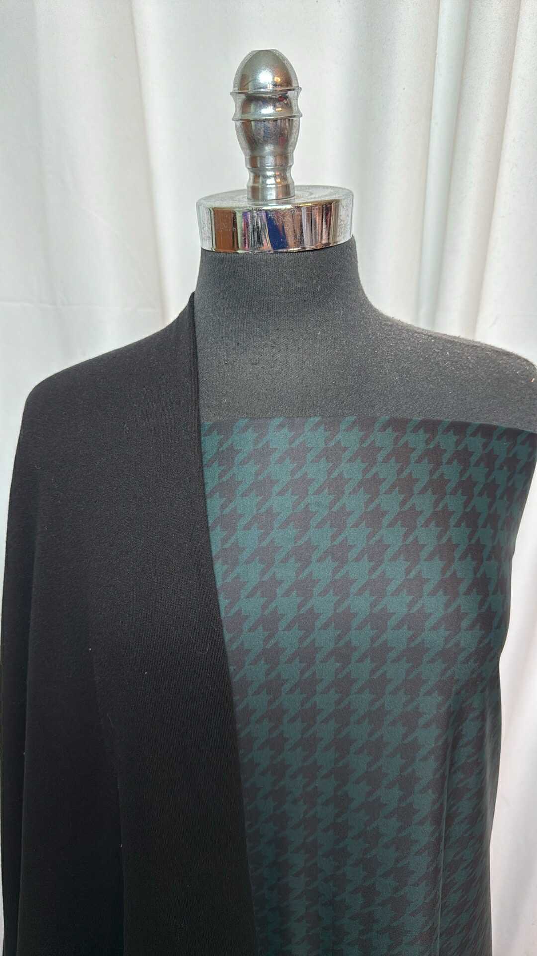 BLACK/HOUNDSTOOTH BUNDLE : 1+YD Black C/P FT & 2YD Houndstooth Yoga PF : A27775