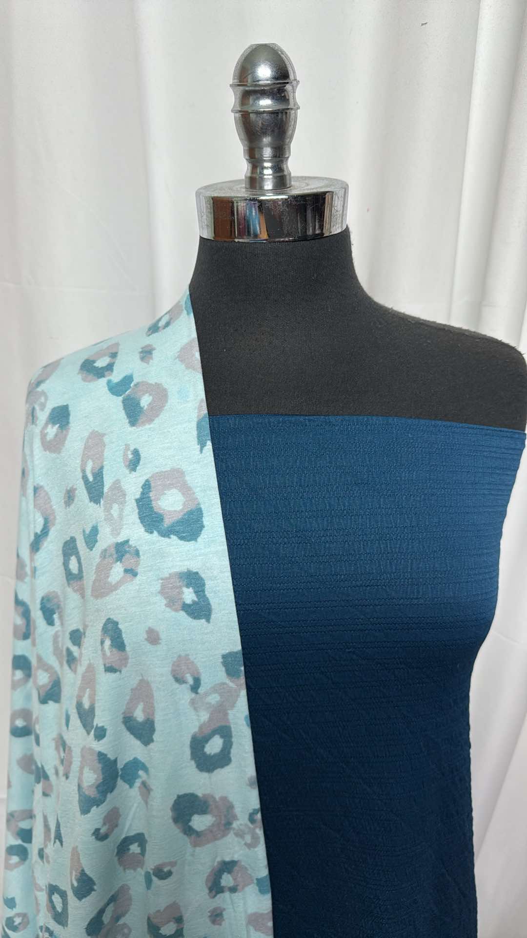 SHIRRED/BLUE LEOPARD BUNDLE : 2YD Blue Shirred ITY (50" Wide) & 2YD Blue Leopard PRS Jersey : A27228