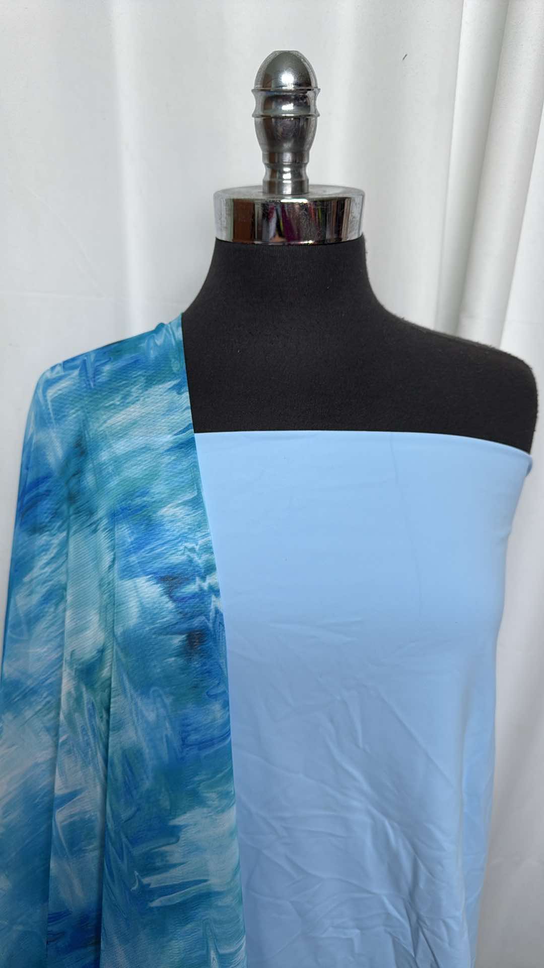 CITY BLUE/MESH BUNDLE : 2YD Blue Stretch Mesh & 1YD City Blue Yoga PF : A27290