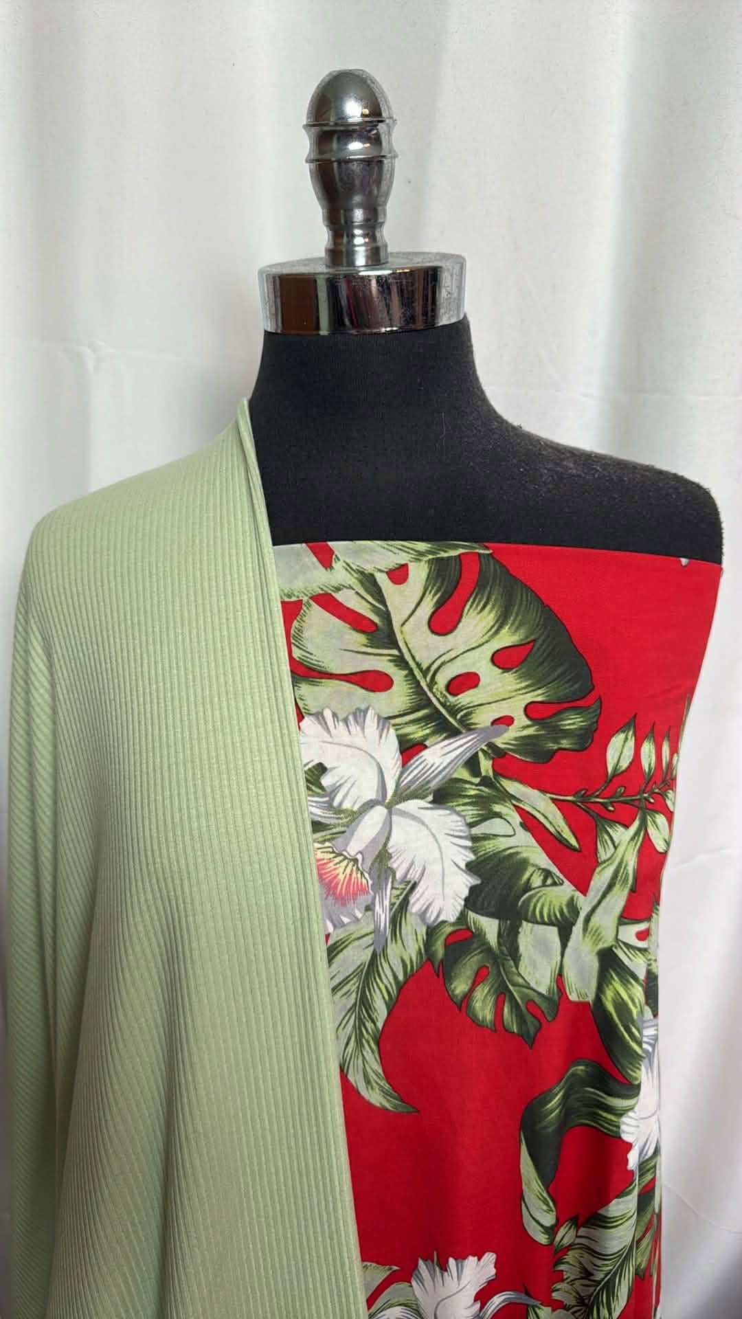 SAGE/RED ORCHIDS BUNDLE : 3YD Red Orchids Venezia & 2YD Sage R/S Rib : A29907