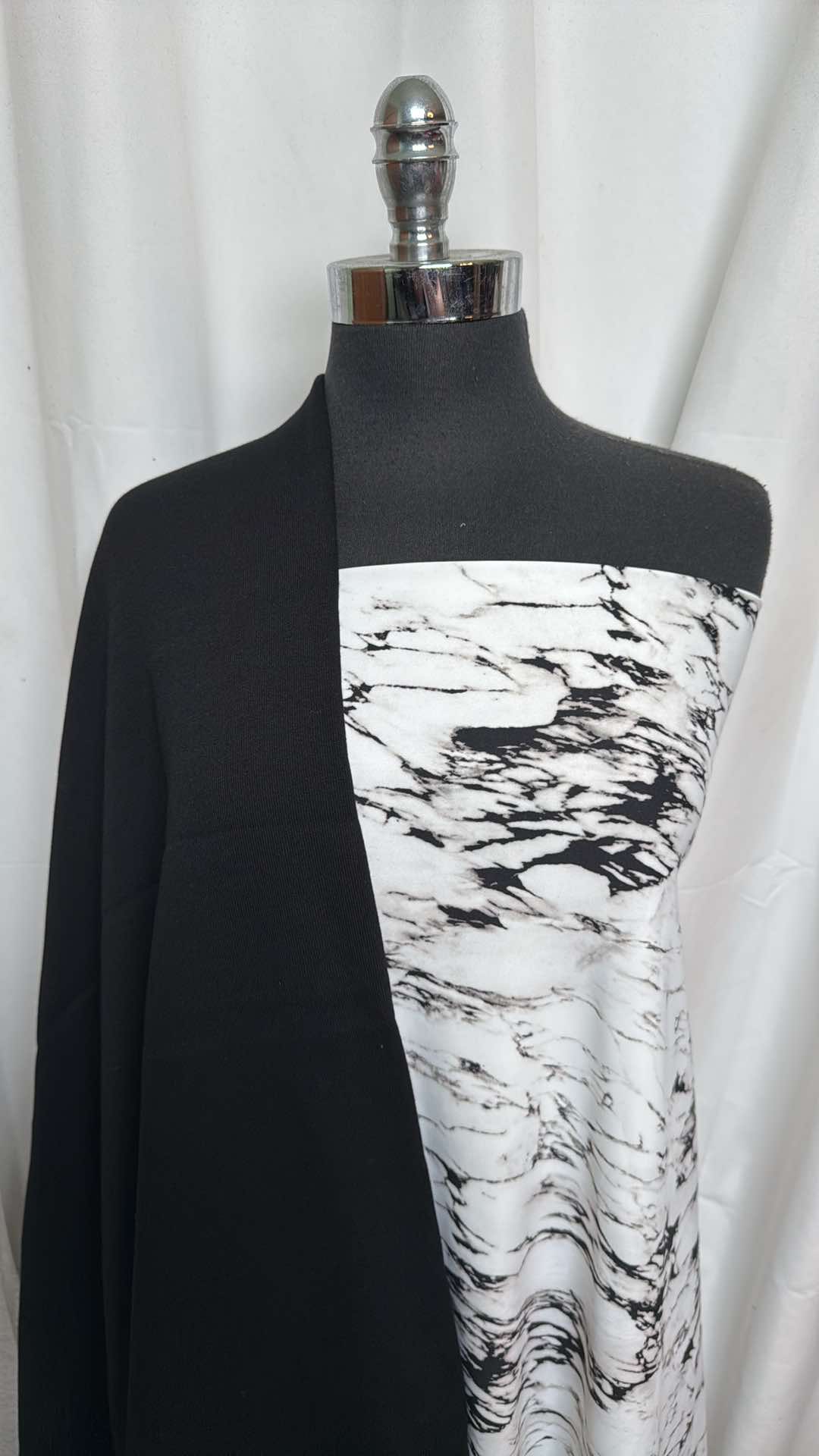 BLACK/MARBLE BUNDLE : 1YD Marble Yoga PF & 1.5YD Black Sweatshirt Fleece (72" Wide) : A26050