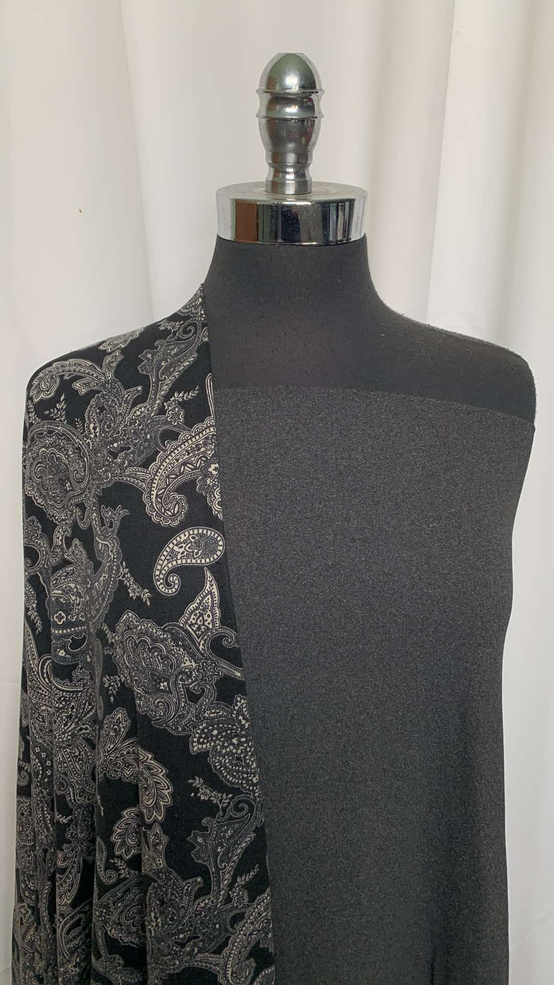 CHARCOAL/PAISLEY BUNDLE : 1YD Paisley Oakley SK & 2YD Charcoal 2-Tone DBP : A25850