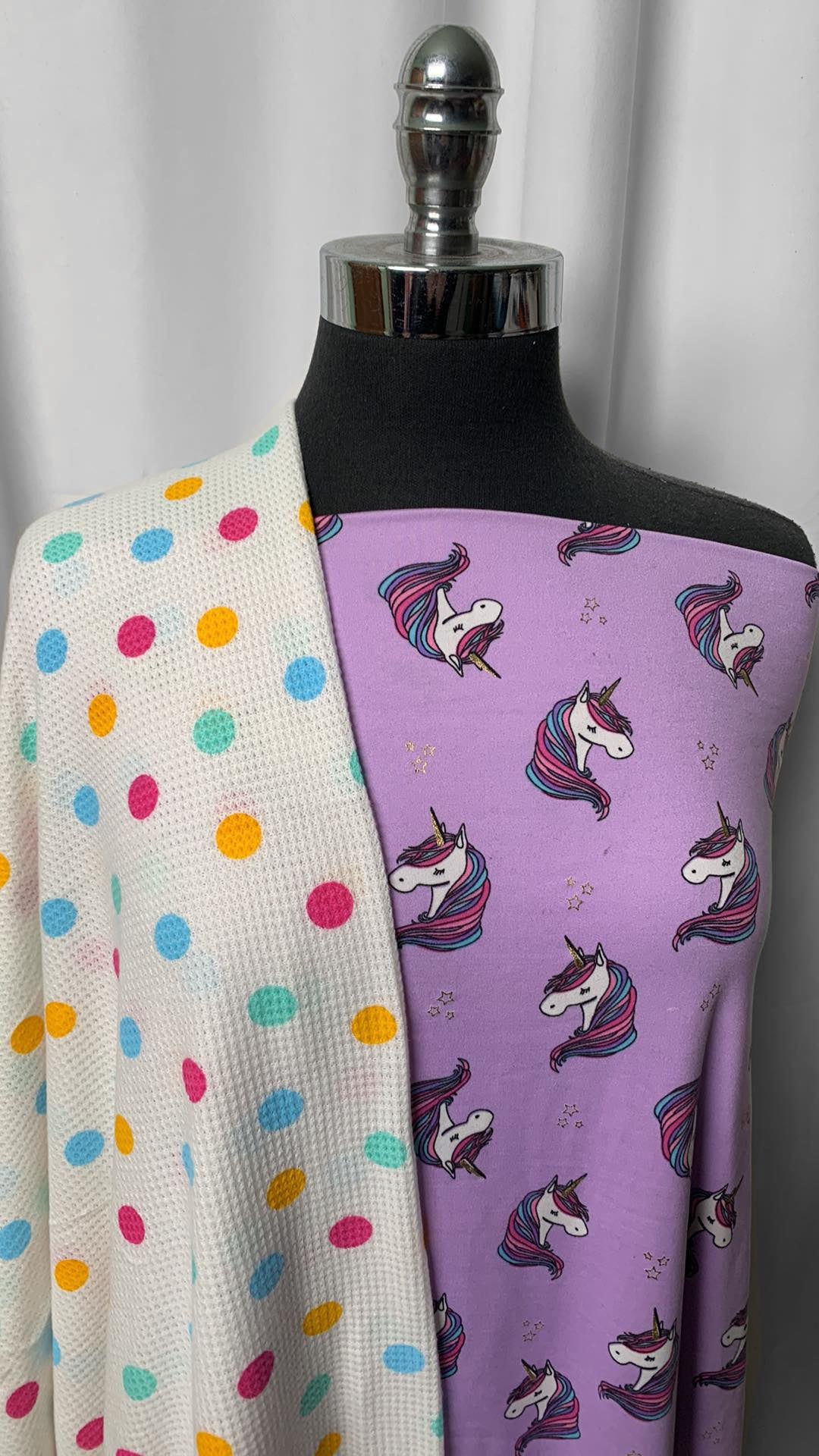 POLKA DOT/UNICORN BUNDLE : 2YD Lilac Unicorn DBP & 2YD Polka Dot Thermal : A2538