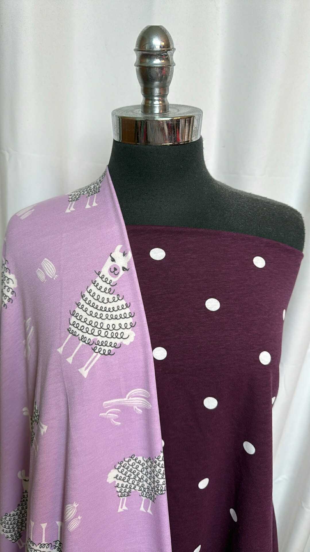 LLAMA/DOT BUNDLE : 1.5YD Plum Dot C/S & 2YD Lilac Llama PRS FT : A28461