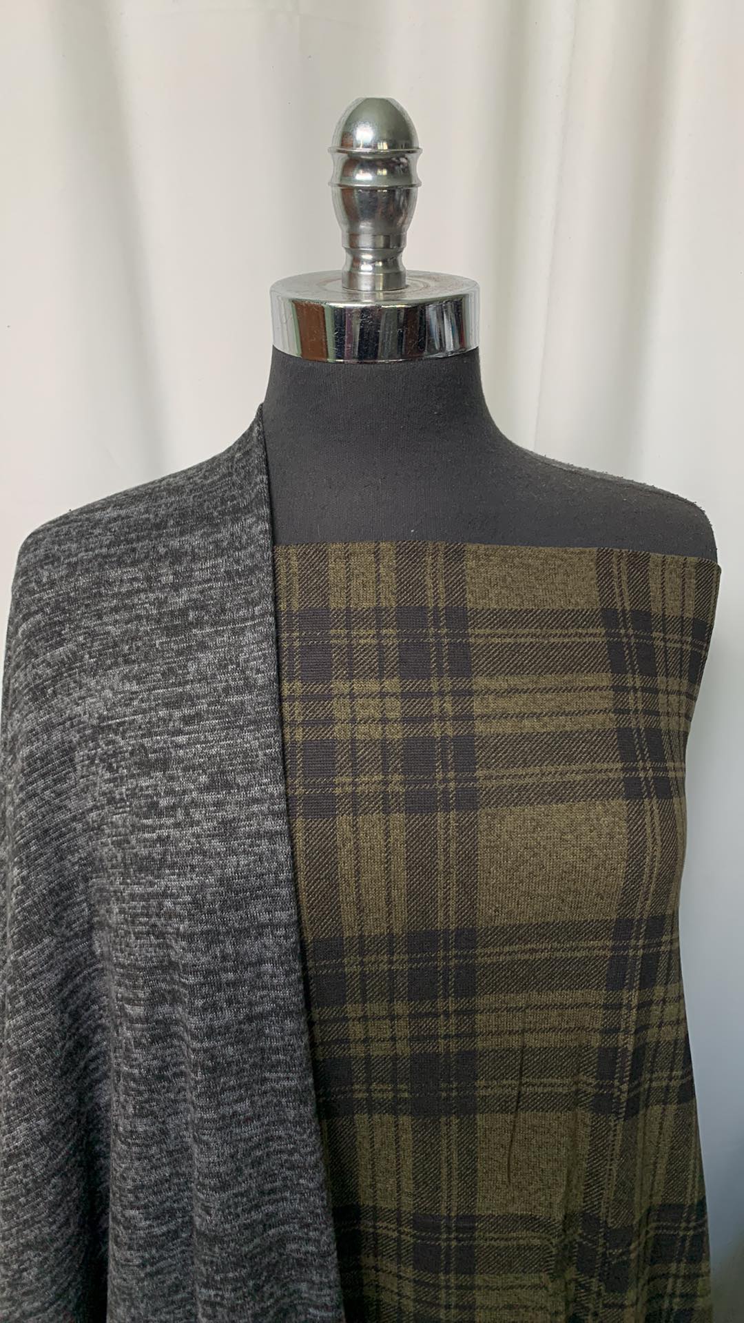 OLIVE PLAID BUNDLE : 2.5YD Olive Plaid Hacci SK & 2YD Charcoal Brushed Hacci SK : A1959