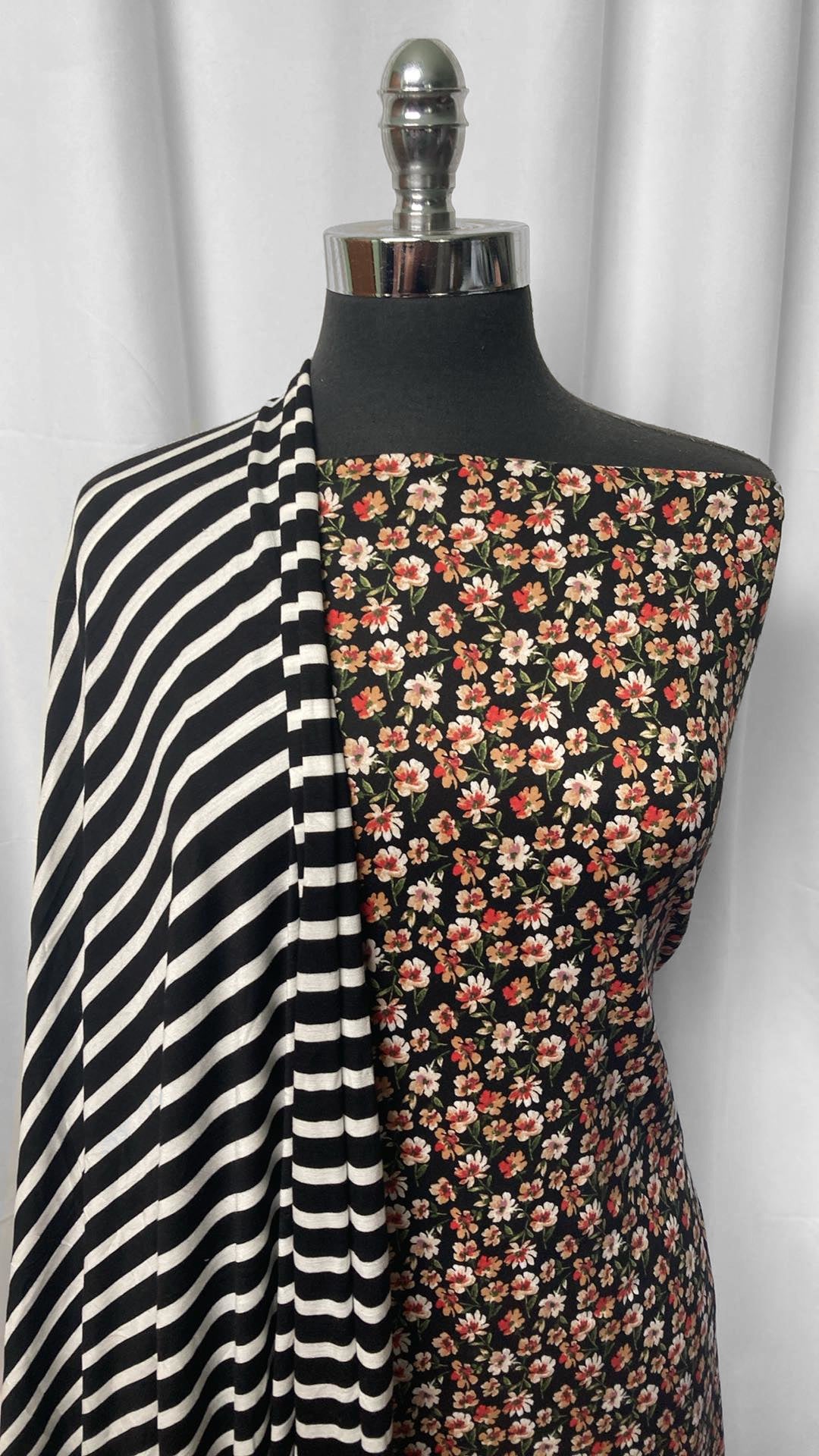 DITSY FLORAL/STRIPE BUNDLE : 2YD Black Stripe Bamboo & 2YD Ditsy Floral DBP : A24975