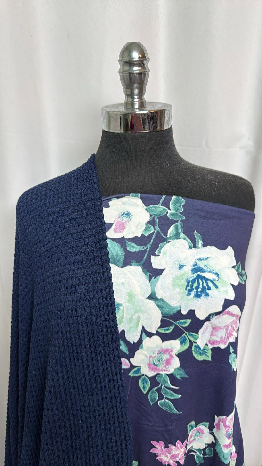 NAVY FLORAL/PUCKER WAFFLE BUNDLE : 1+YD Navy Floral DBP & 2YD Navy Pucker Waffle : A30190