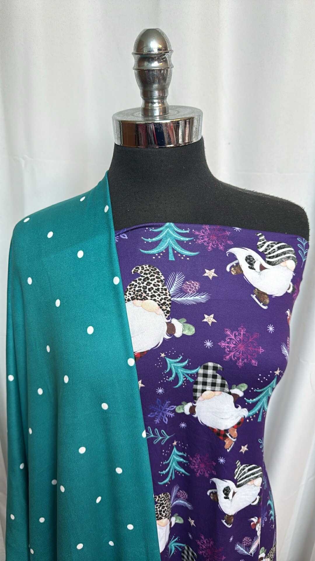 DOT/GNOMES BUNDLE : 1YD Gnomes DBP & 2YD Dot Oakley SK : A28503