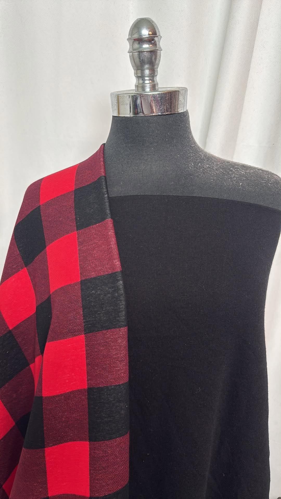 BLACK/RED BUFFALO PLAID BUNDLE : 2YD Black C/P FT & 3YD Black/Red Buffalo Plaid Superplush : A30772
