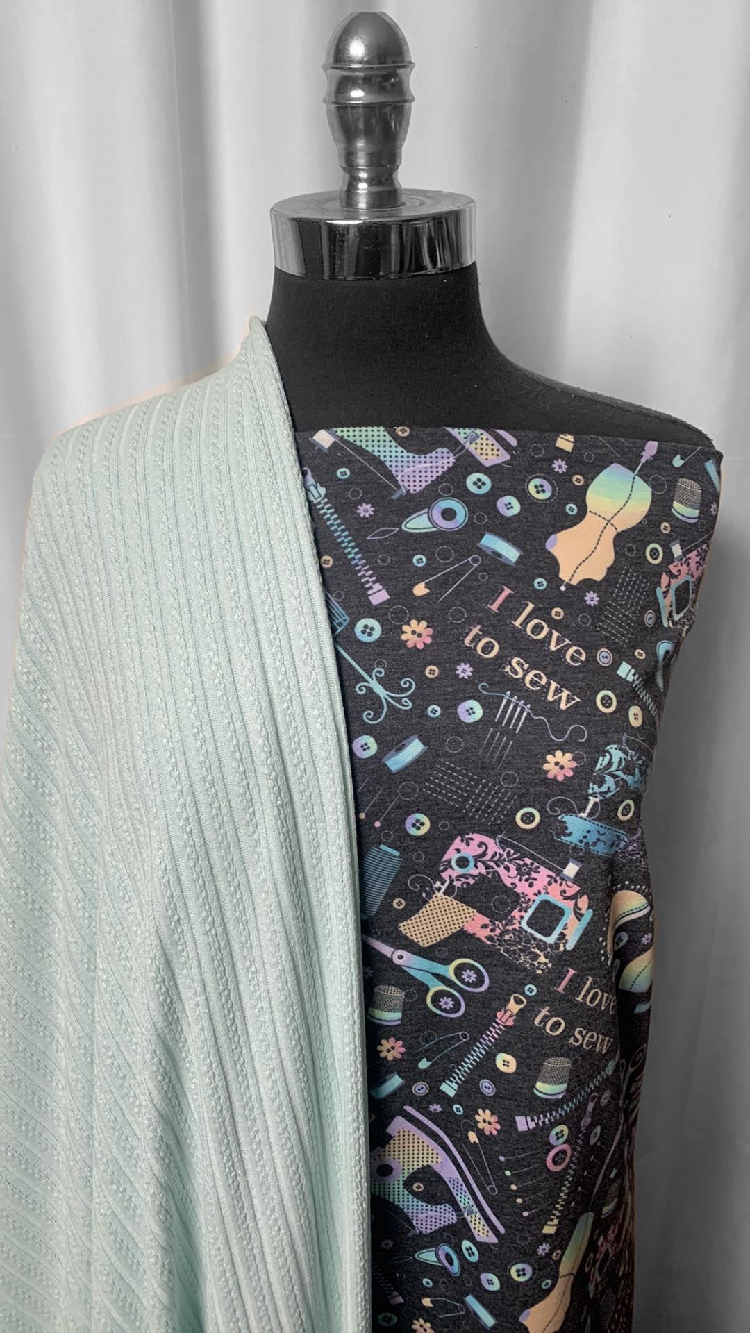 SEWING/SWEATER BUNDLE : 2YD I Love Sewing FT & 2YD Cotton-Blend SK : A2356