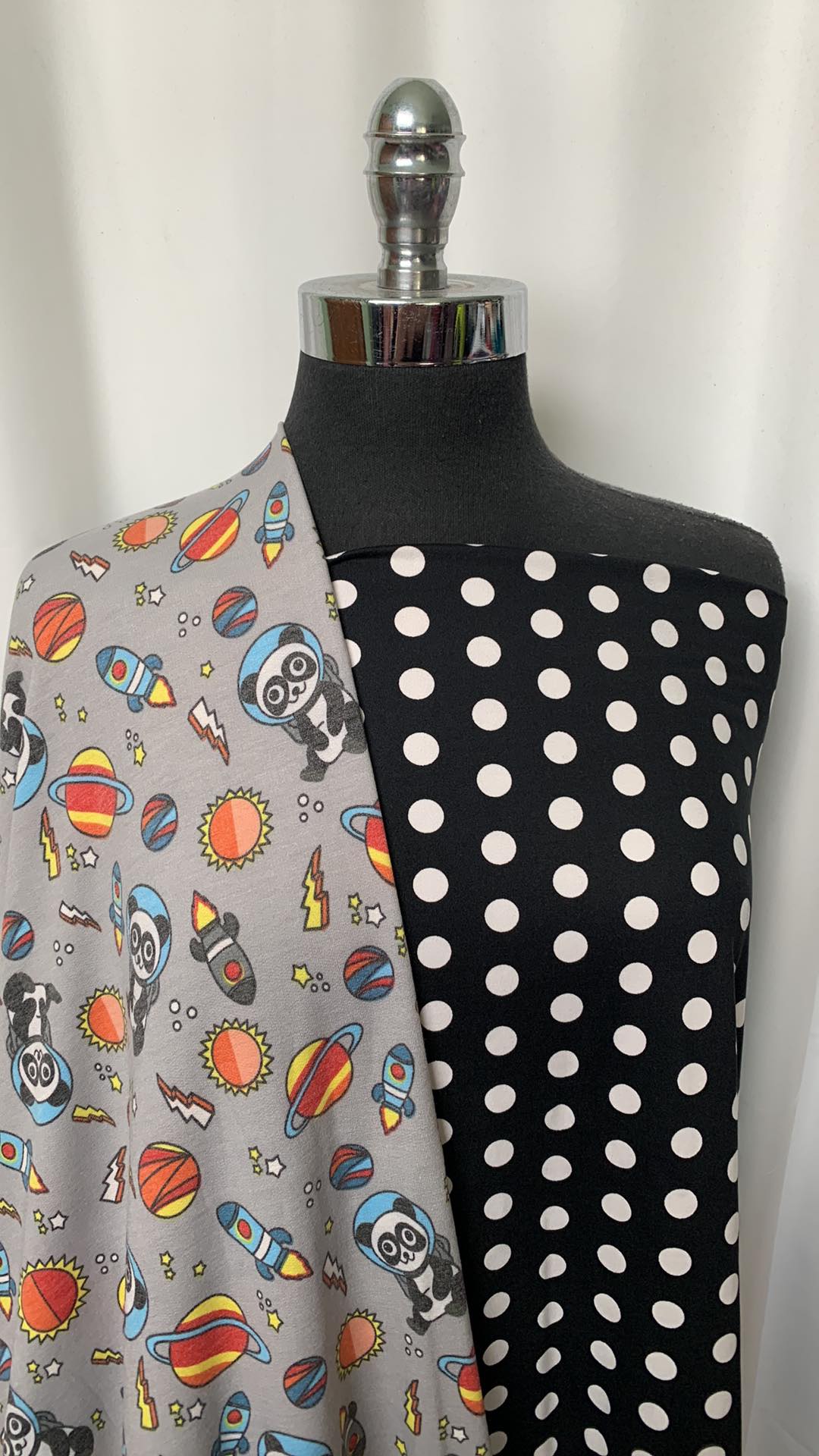 PANDANAUTS/DOTS BUNDLE : 2YD Pandanauts FT & 2YD Black/White Dots DBP : A2056