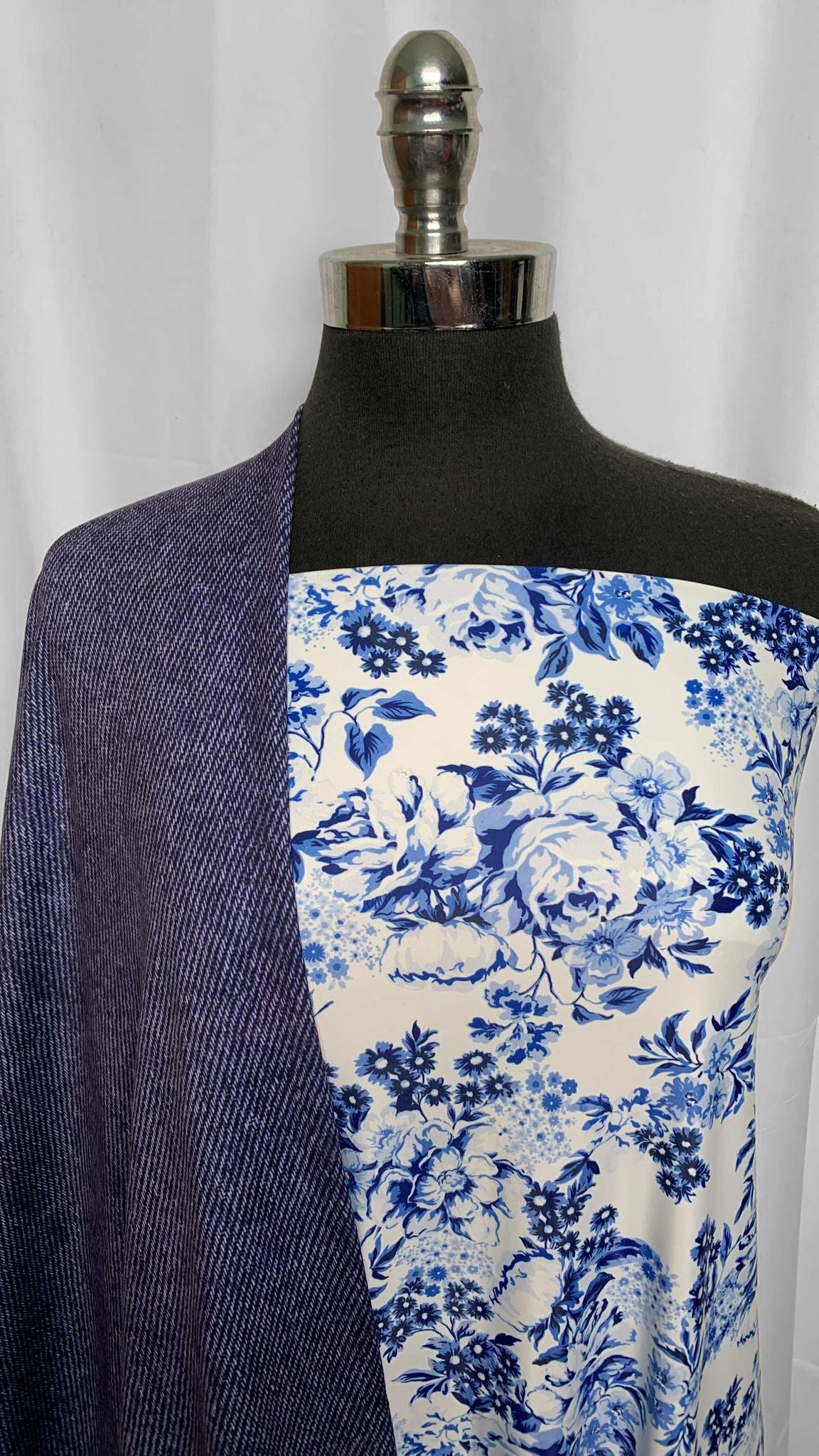 DENIM/IVORY FLORAL BUNDLE : 1YD "Denim-Look" Peached PF & 1YD Blue/Ivory Floral N/S : A25682