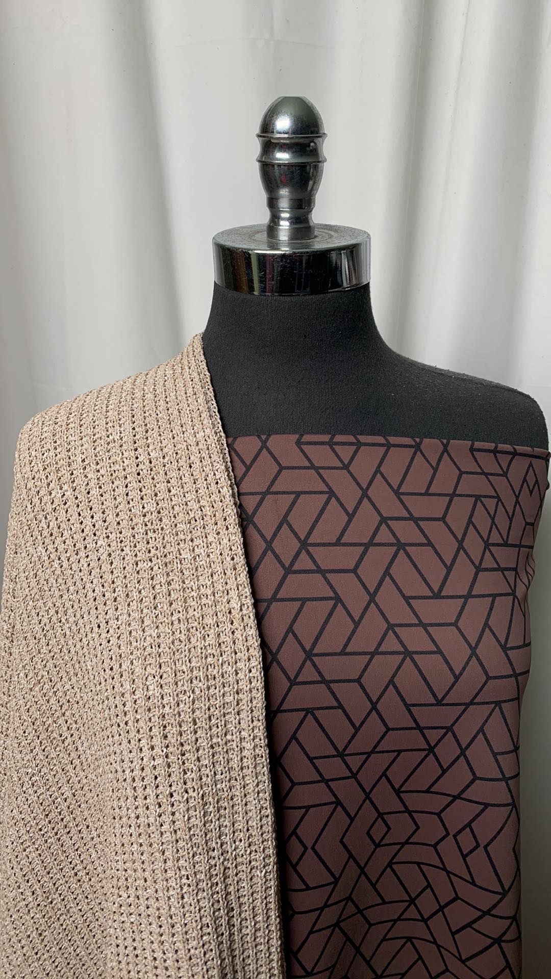 GEO/SWEATER BUNDLE : 2YD Geo Peached PF & 2YD Loose-Knit Sweater : A1874