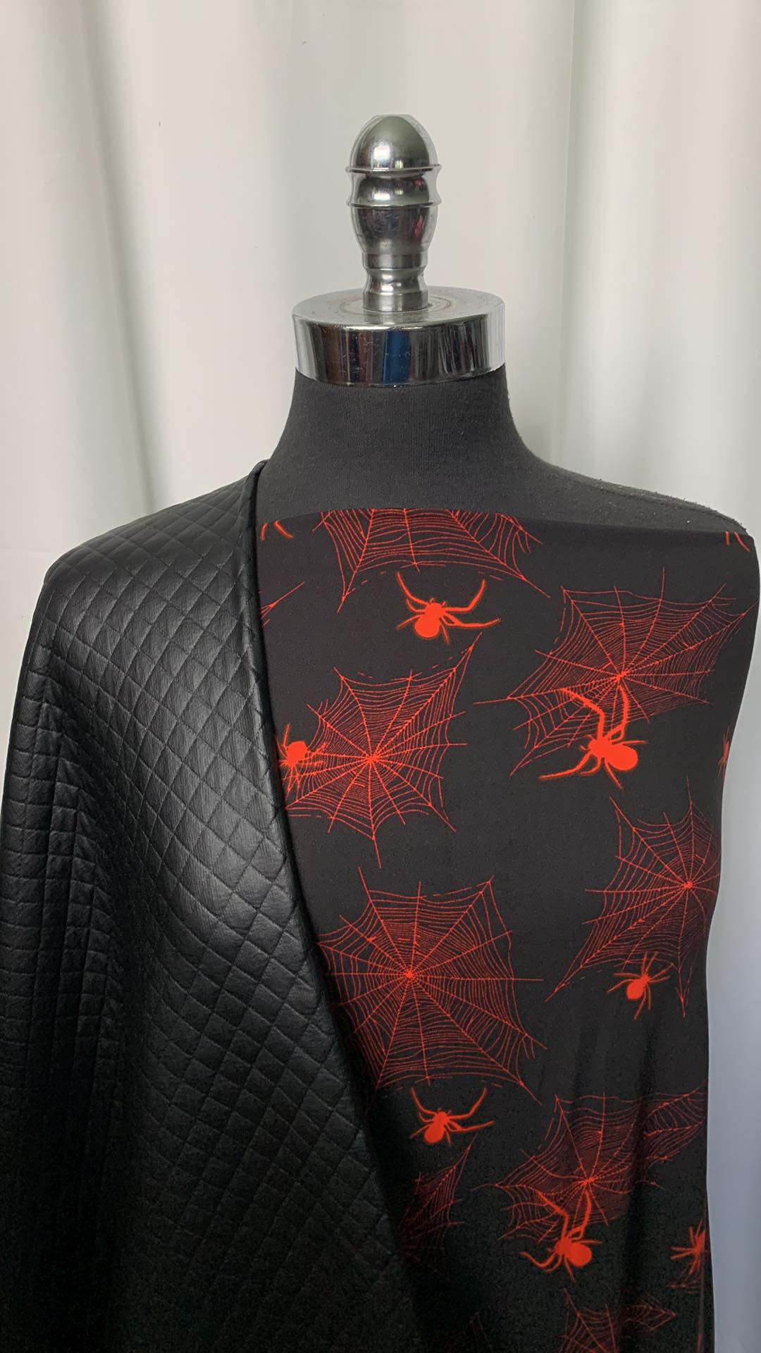 QUILTED WEBS BUNDLE : 2YD Black/Red Webs DBP & 2YD Black Foil Quilted : A1478