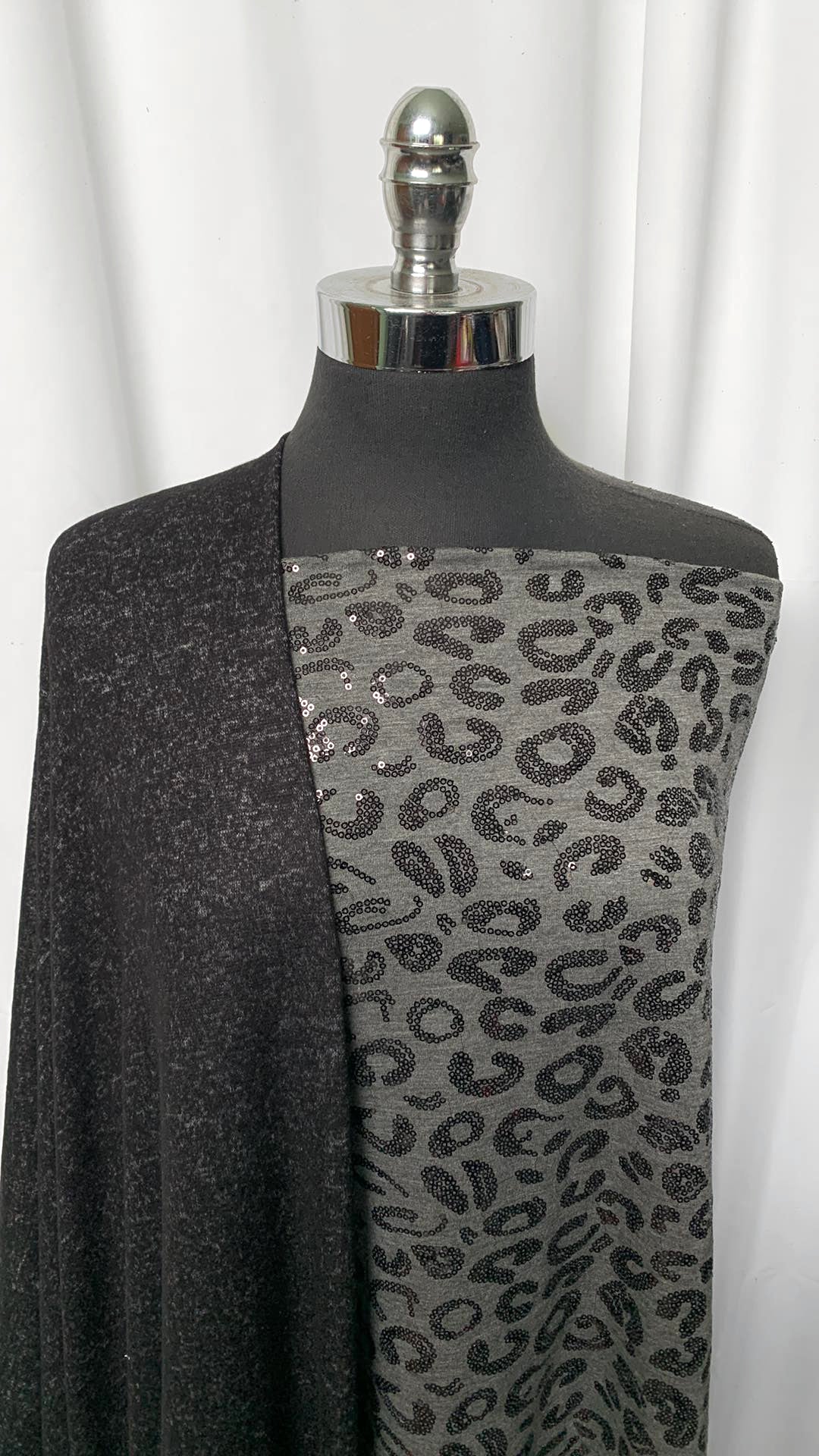 SEQUIN LEOPARD BUNDLE : 2YD Leopard PRS Jersey w/Sequins & 2YD Heathered Black Brushed Hacci SK : A1184