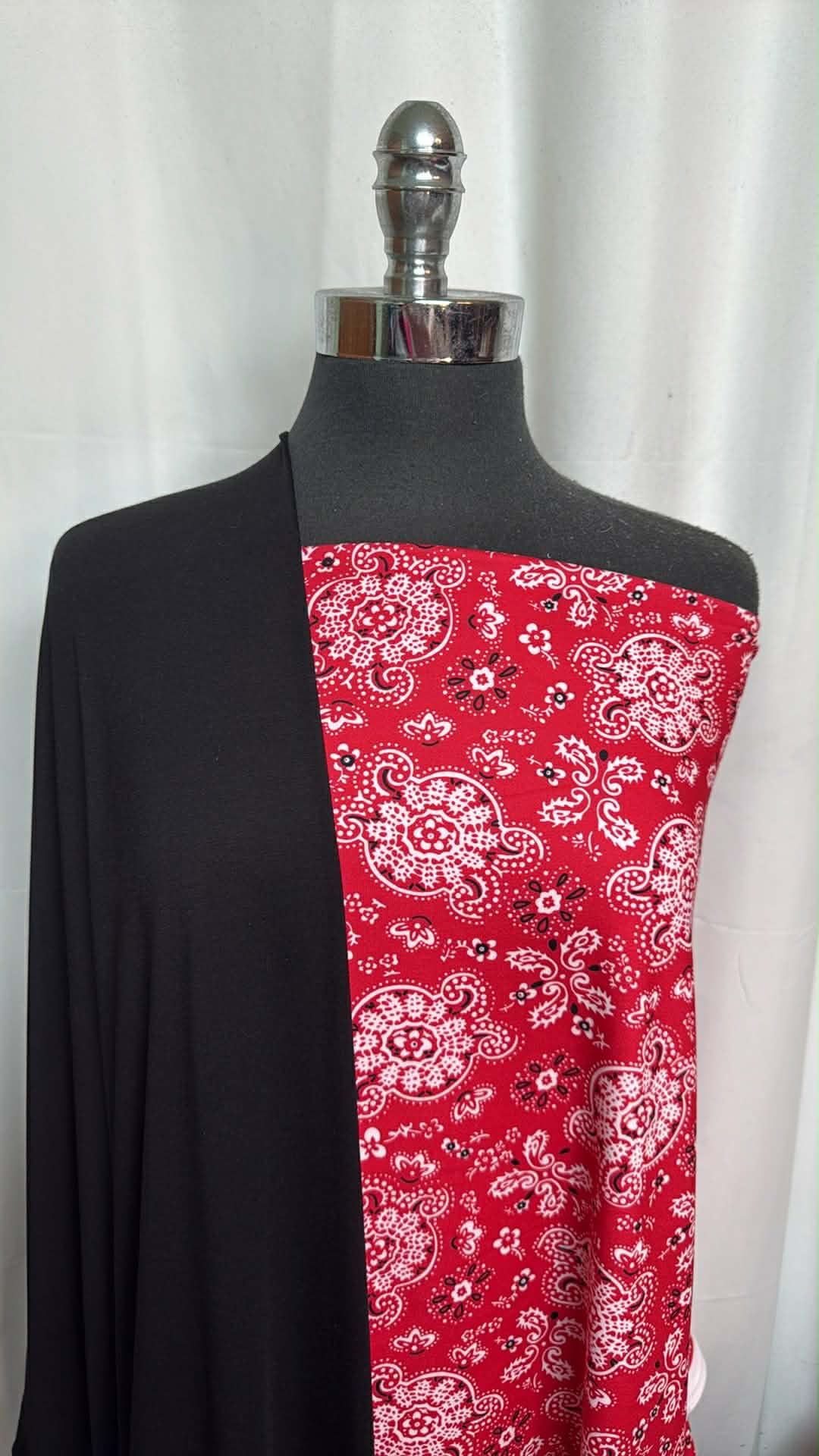 BLACK/RED PAISLEY BUNDLE : 2YD Red Paisley Lightly-Brushed PF & 2YD Black Modal/Spandex : A29579