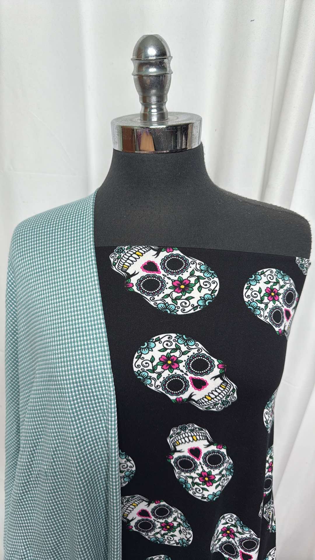 TINY CHECK/SUGAR SKULL BUNDLE : 2YD Sugar Skull DBP & 2YD Tiny Check PRS FT : A27230