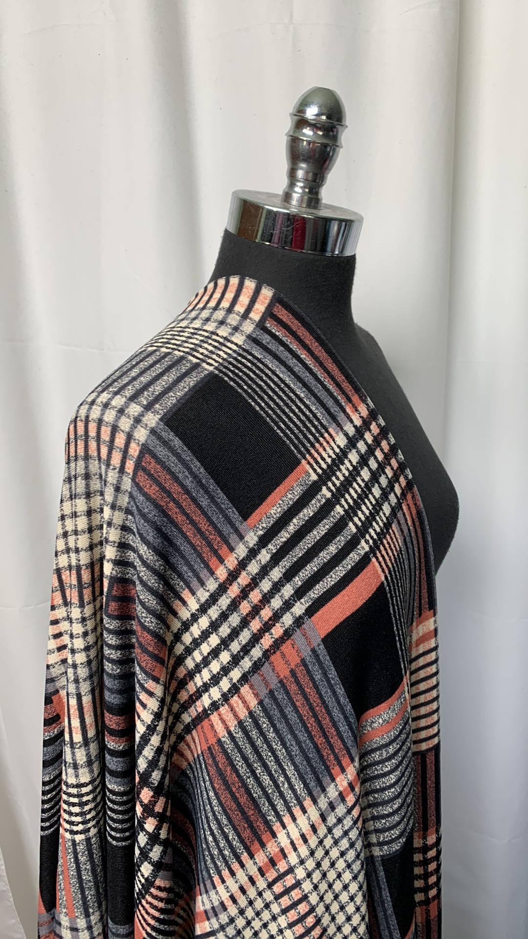 Plaid - Ana Sweater Knit - 2 Yard Cut