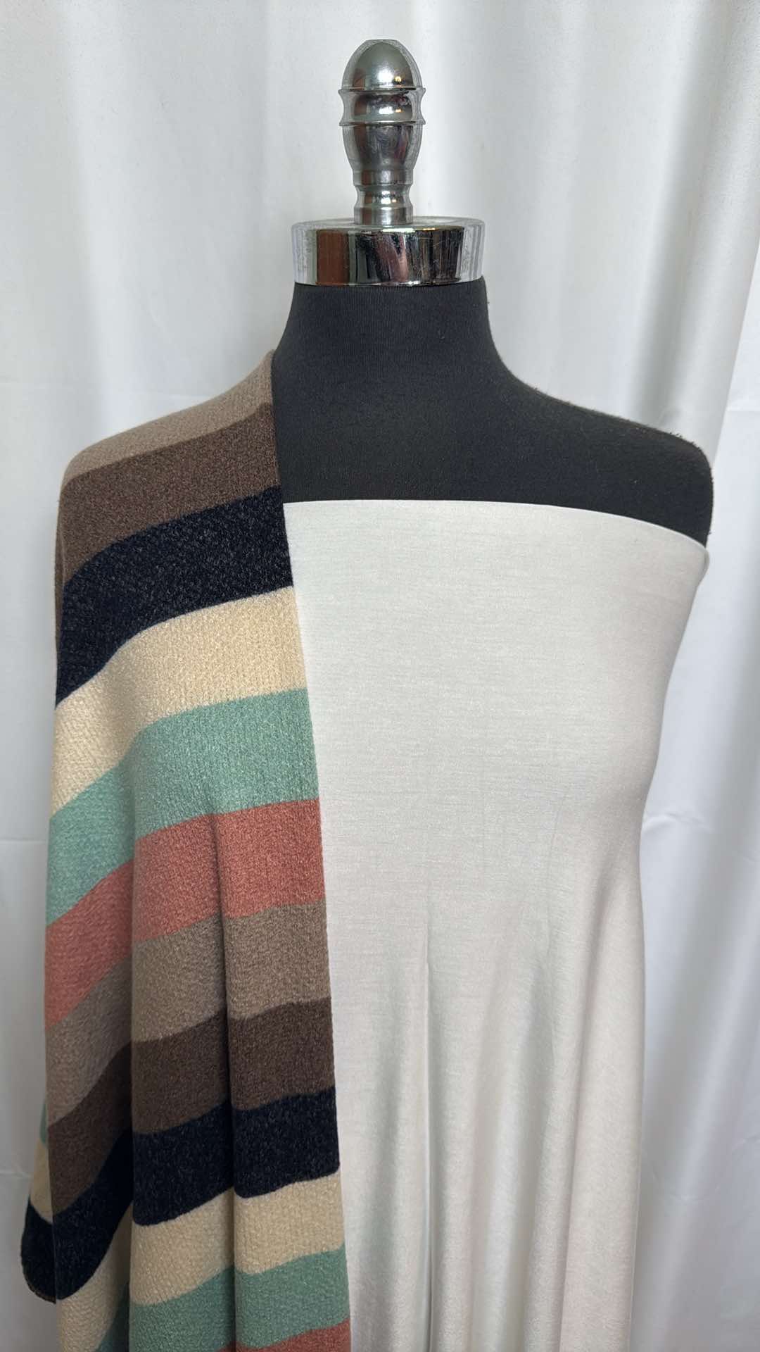 IVORY/HONEYCOMB STRIPE BUNDLE : 2YD Stripe Brushed Honeycomb SK & 2YD Ivory R/S : A26150