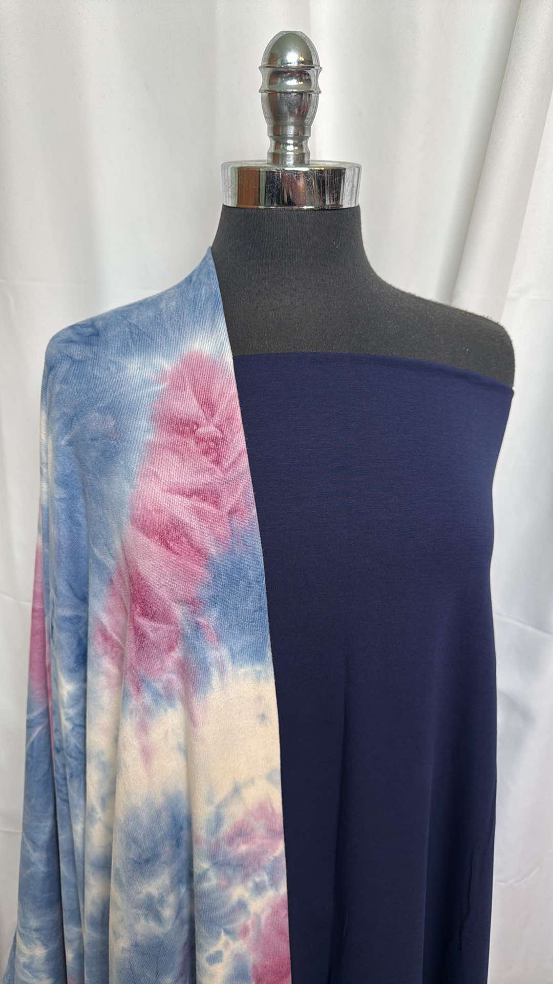 NAVY/TIE DYE BUNDLE : 2YD Tie Dye Oakley SK & 2YD Navy MVC : A26151