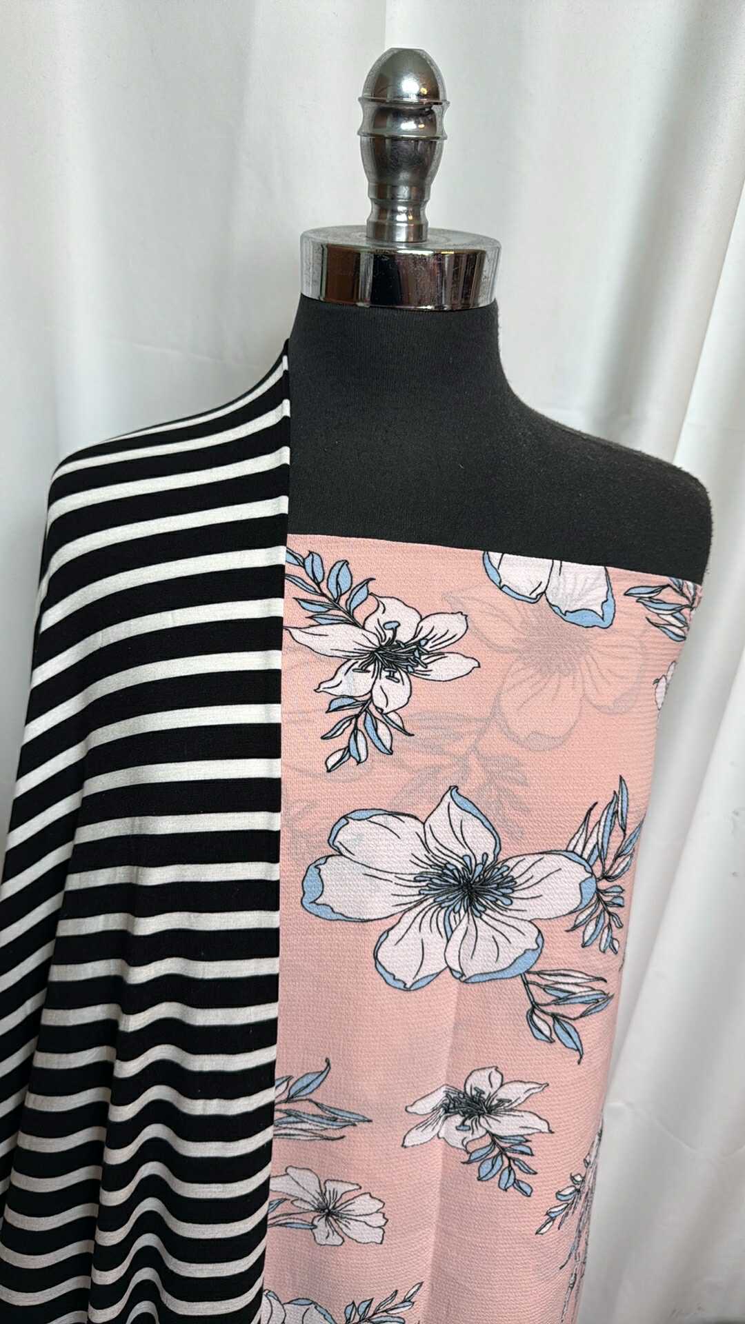 STRIPE/BLUSH FLORAL BUNDLE : 4YD Blush Floral Bubble Crepe & 2YD Black/White Stripe Bamboo : A27570