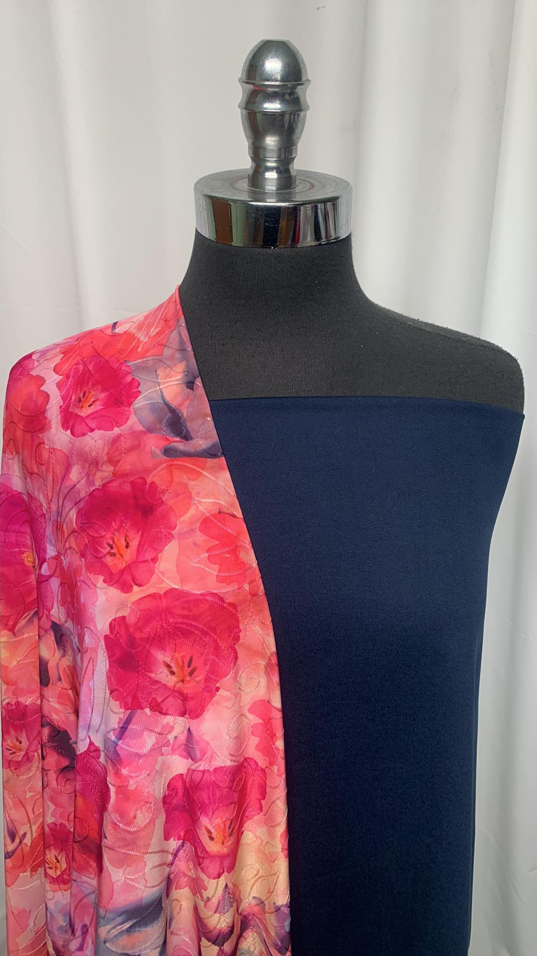 NAVY/PINK FLORAL BUNDLE : 1.5YD Navy Peached PF & 1YD Pink Floral ITY : A25280