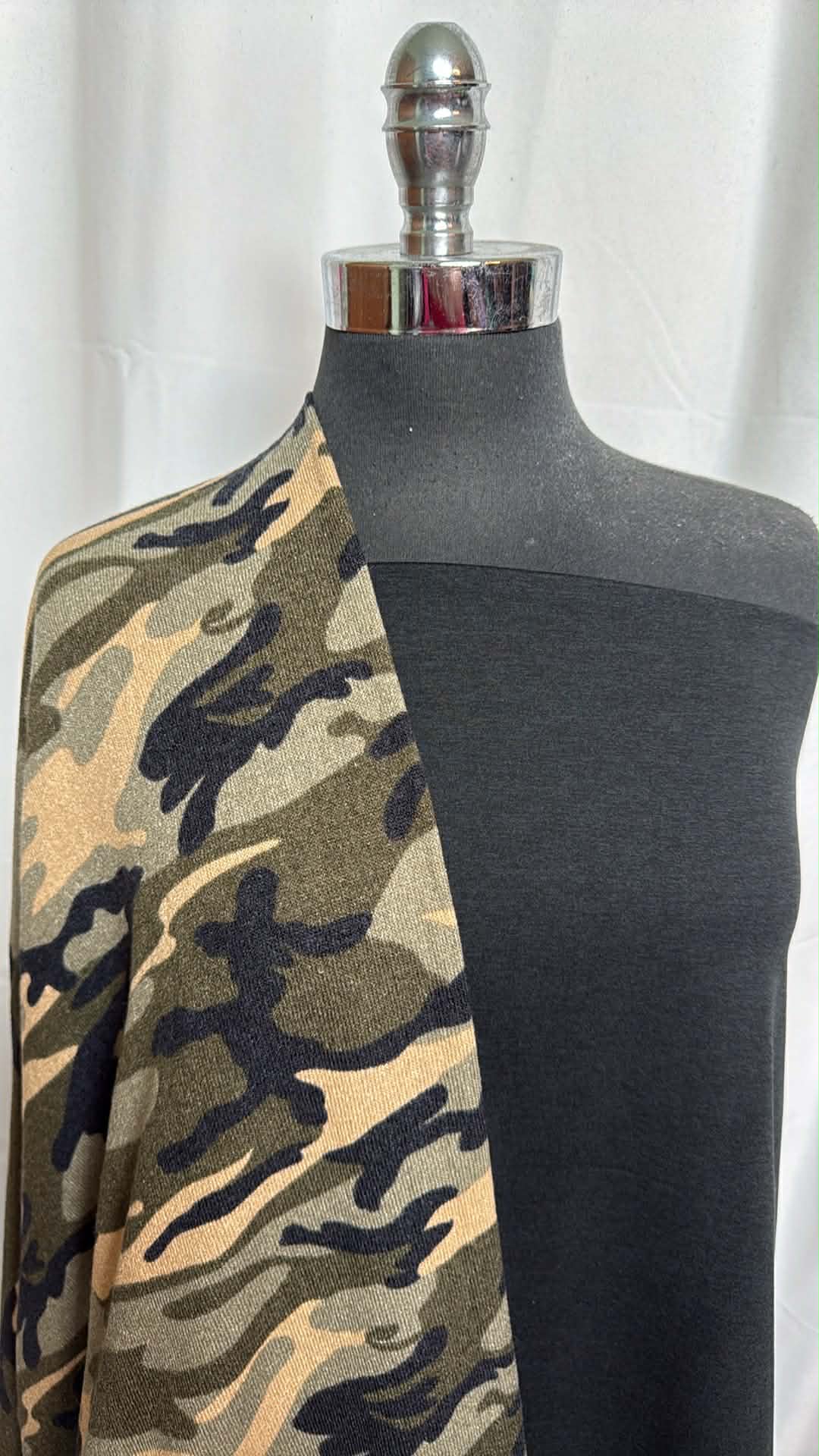 CAMO/BLACK 2-TONE BUNDLE : 2YD Black 2-Tone Peached PF & 2YD Camo Hacci SK : A29714