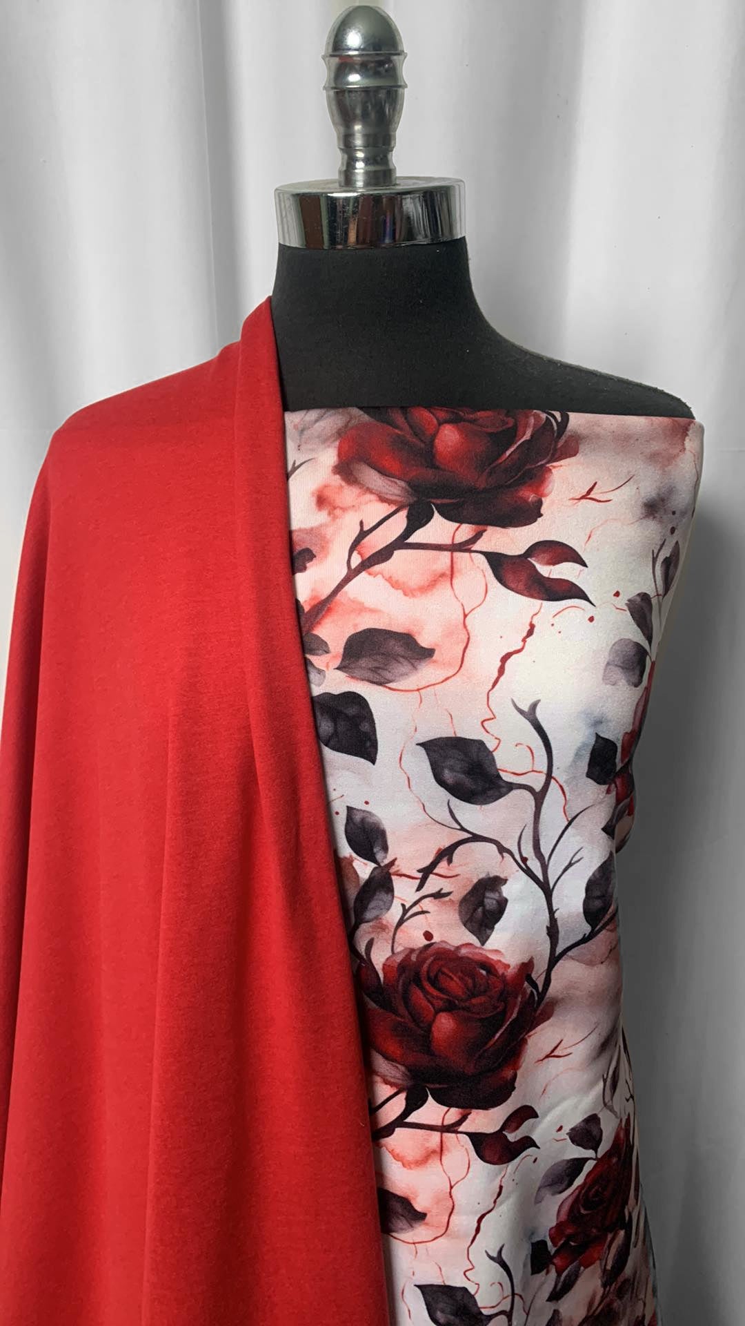 RED/ROSE & THORN BUNDLE : 2YD Heather Red Peached PF & 2YD Rose & Thorn Sweatshirt Fleece : A2357