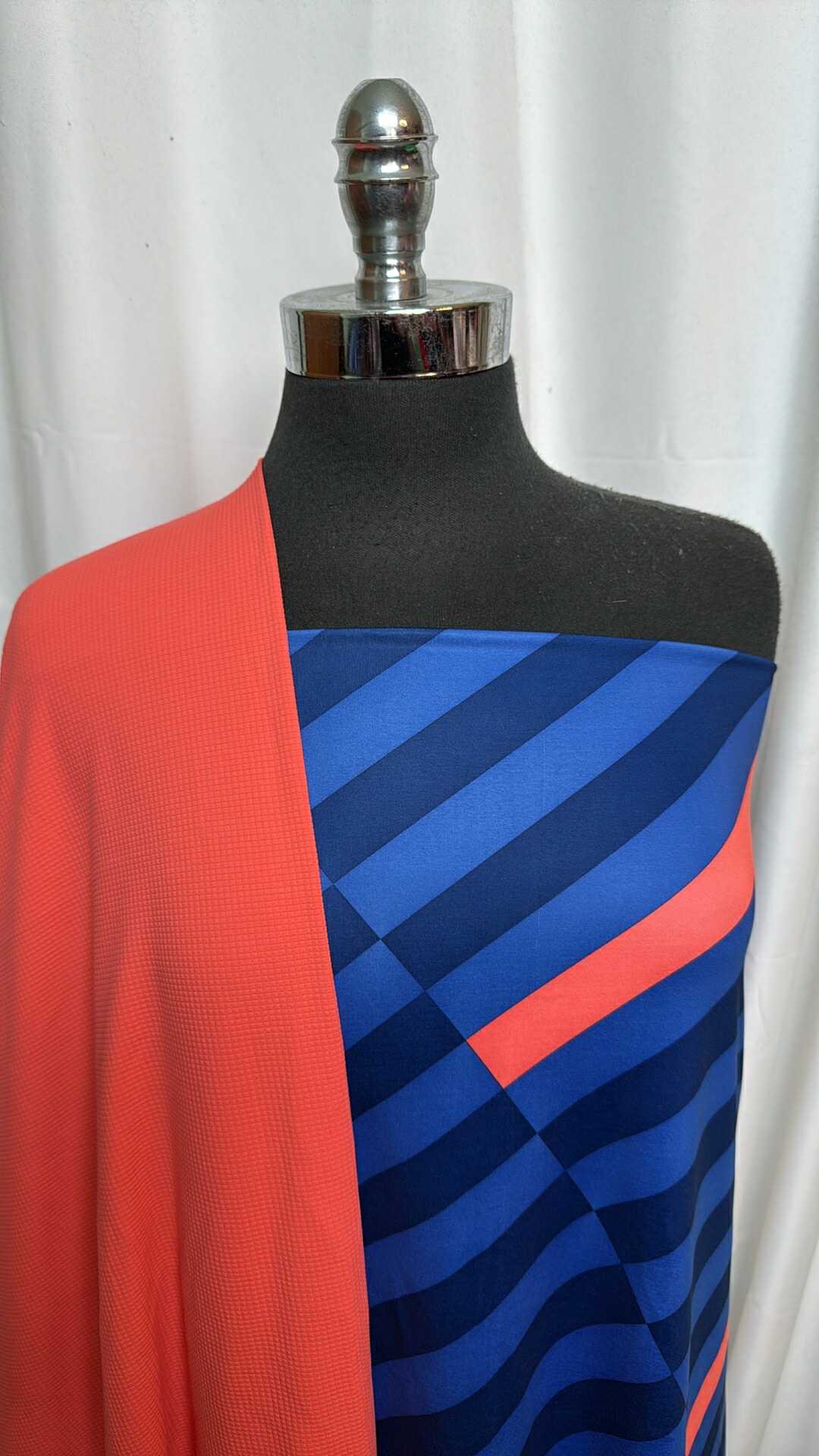 ORANGE/BLUE DIAGONAL BUNDLE : 2YD Orange/Blue Diagonal Stripe Yoga PF & 2YD Orange Textured N/S : A28311