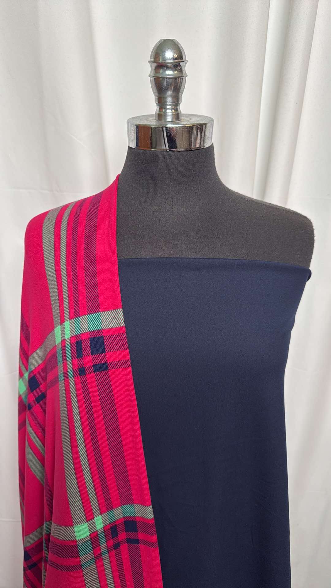 NAVY/PLAID BUNDLE : 2YD Navy Yoga PF & 2YD Plaid Oakley SK : A26290