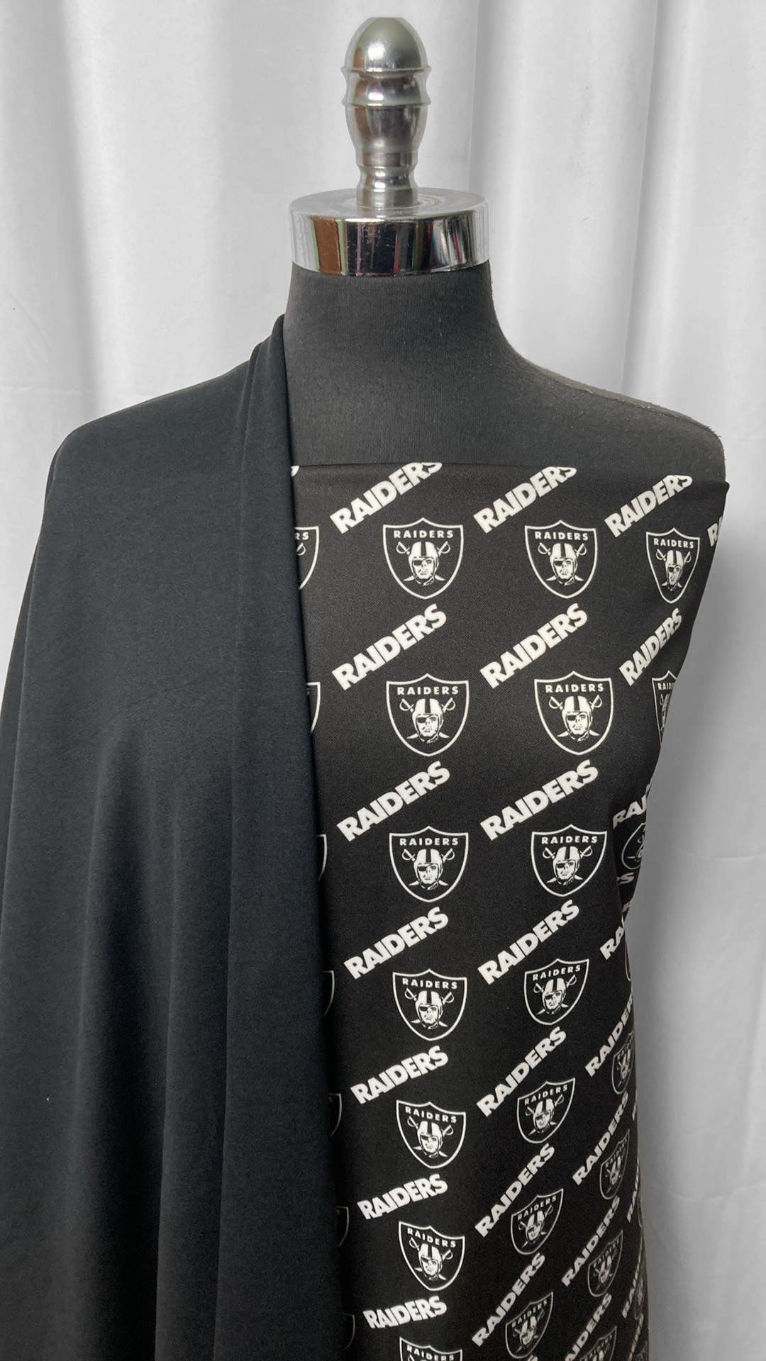 RAIDERS BUNDLE : 2YD Raiders Football Poly DK & 2YD Black 2-Tone Peached PF : A25139