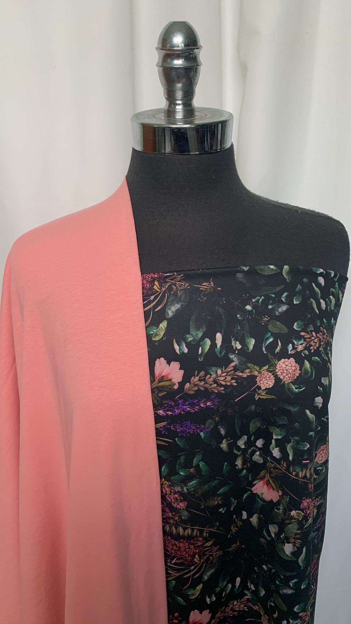 PINK/VINES BUNDLE : 30" Cut of Floral/Vines PF & 2YD Pink C/S : A25641