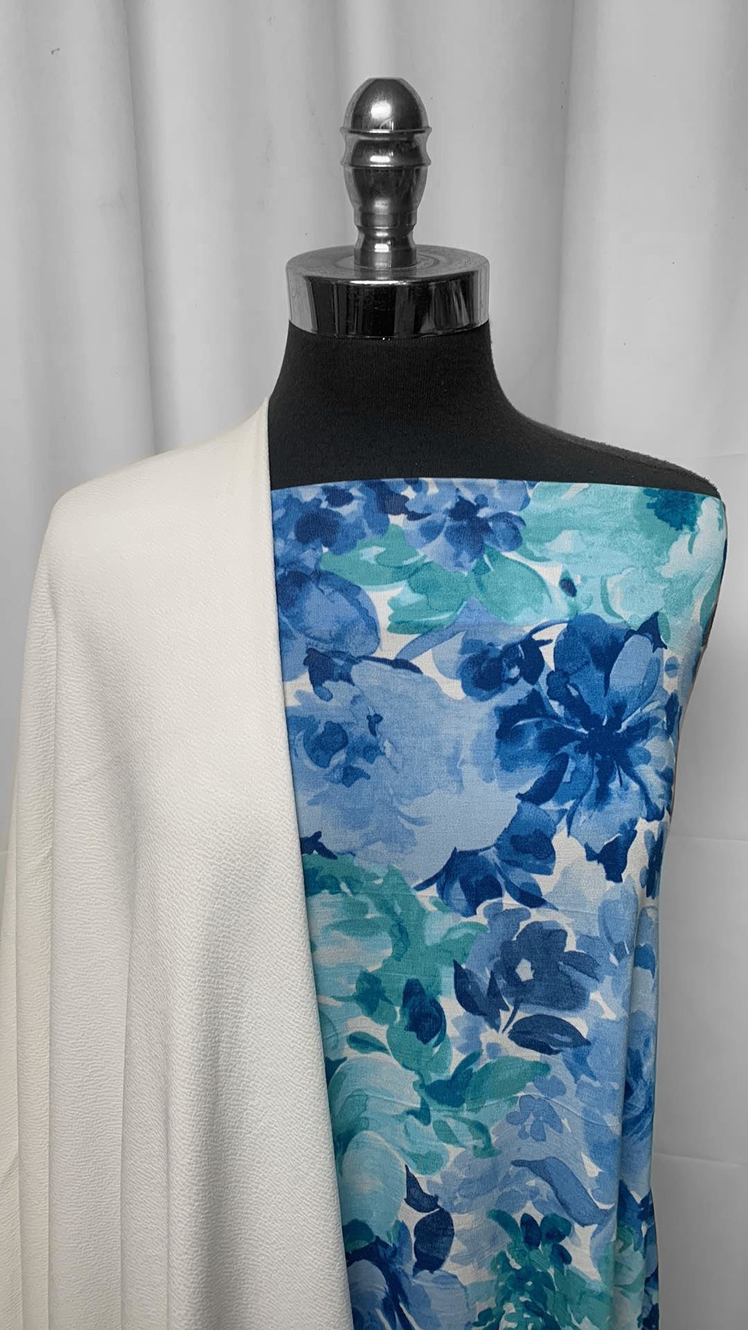 IVORY/BLUE FLORAL BUNDLE : 2YD Ivory Liverpool & 1YD Blue Floral Modal/Spandex : A25330