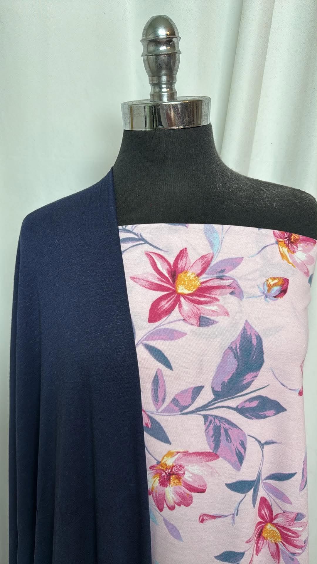 NAVY/FLORAL BUNDLE : 1YD Floral PRS Jersey & 2YD Navy R/S w/Linen : A30791